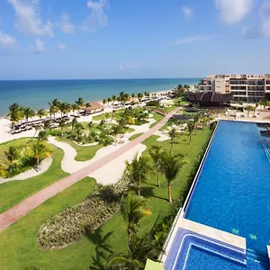 Semesteranläggning (resort) Royalton Riviera Cancun, An Autograph Collection & Casino (adults Only) *****