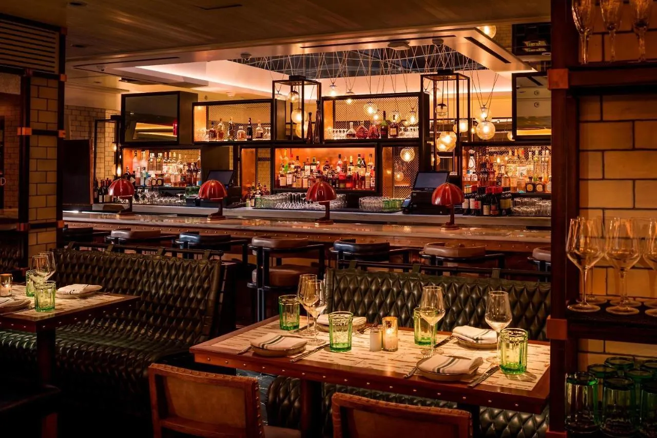 Moxy Nyc Times Square Hotel New York