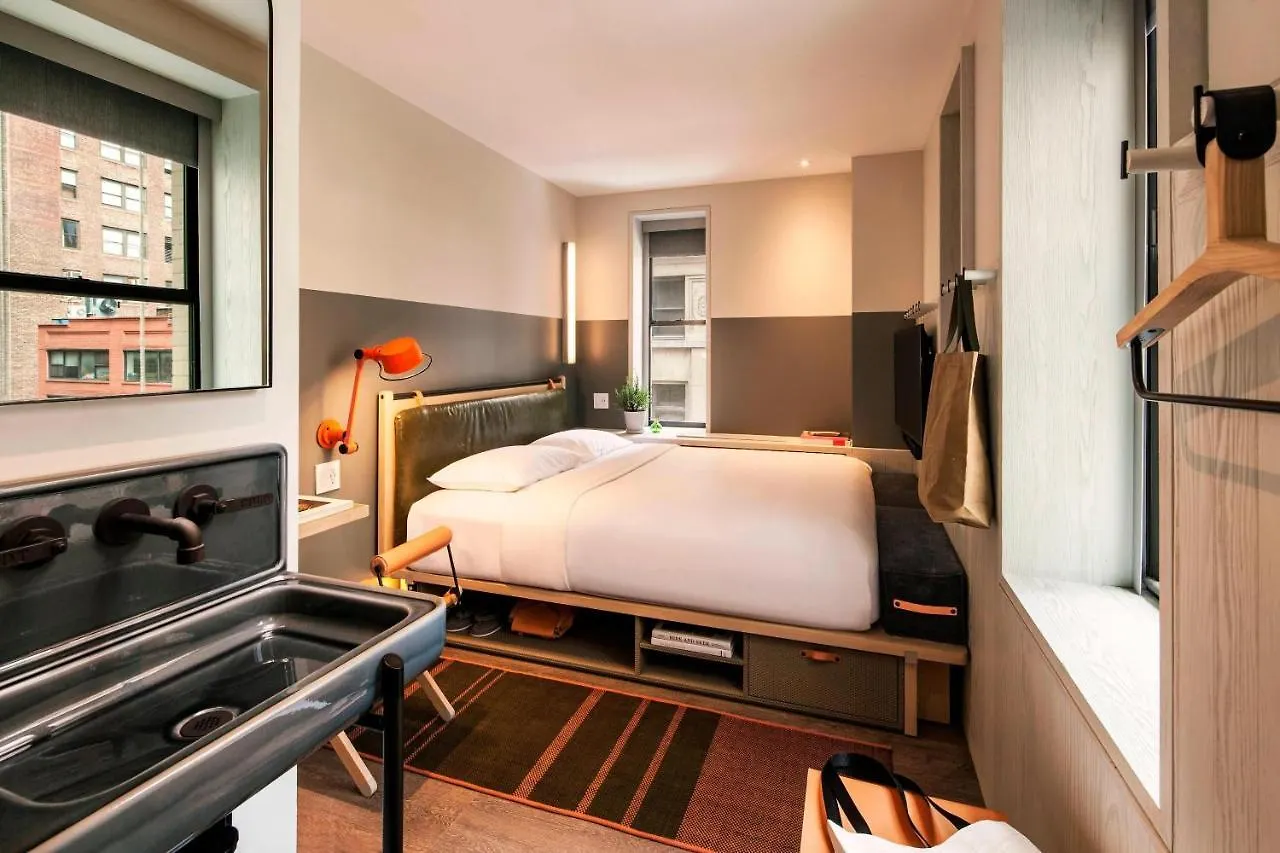Moxy Nyc Times Square Hotel New York