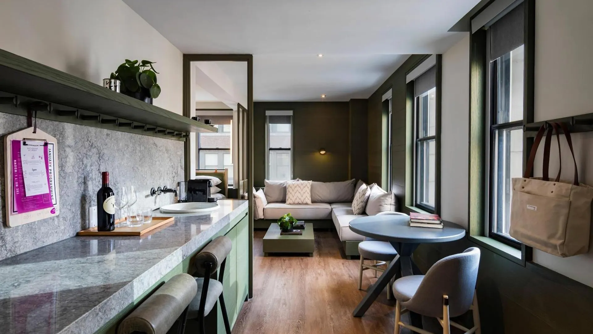 ****  Отель Moxy Nyc Times Square Нью-Йорк США